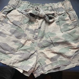 Lucky Brand Camo linen shorts